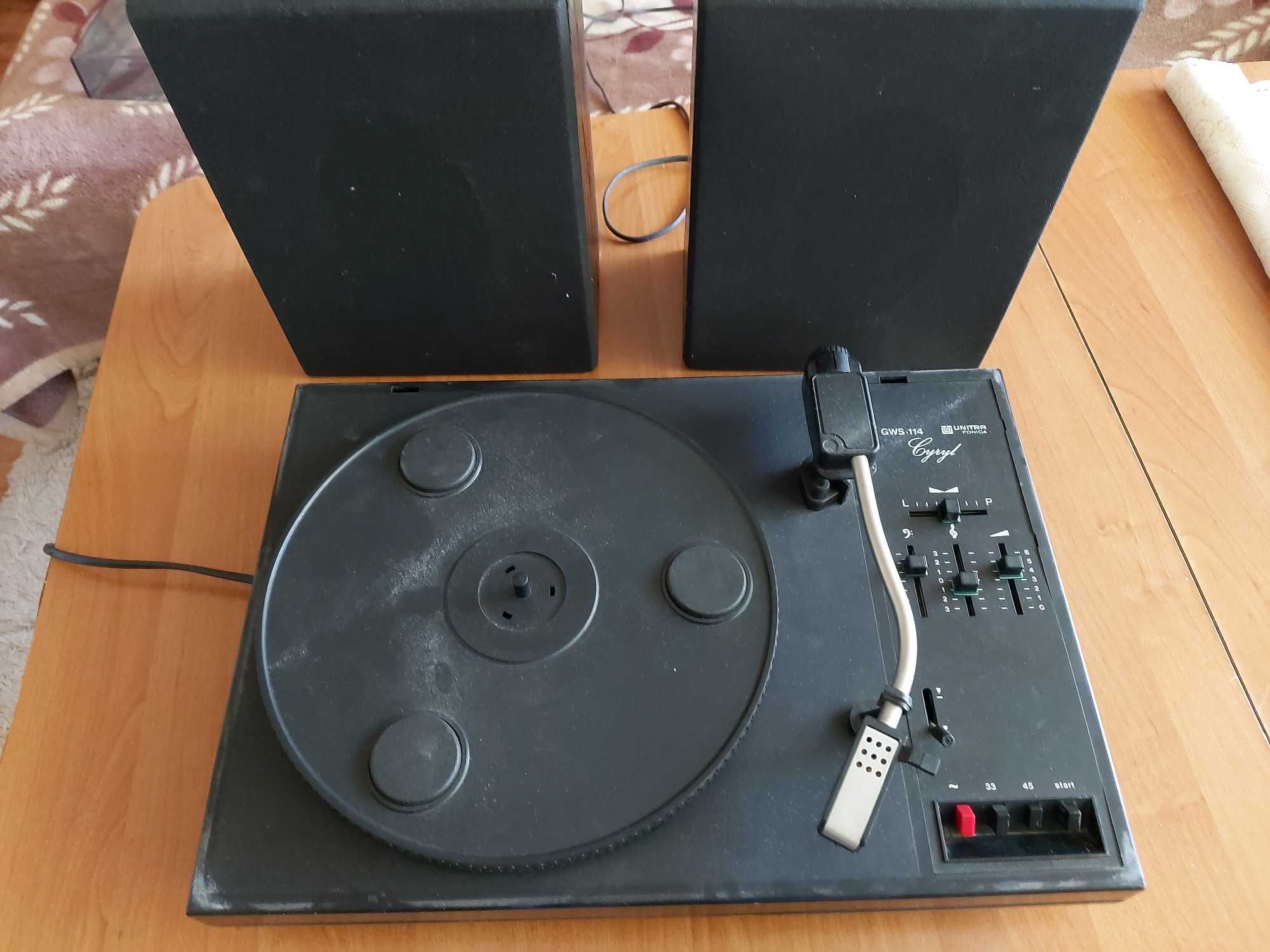 Gramofon Unitra Cyryl GWS-114+Głośniki