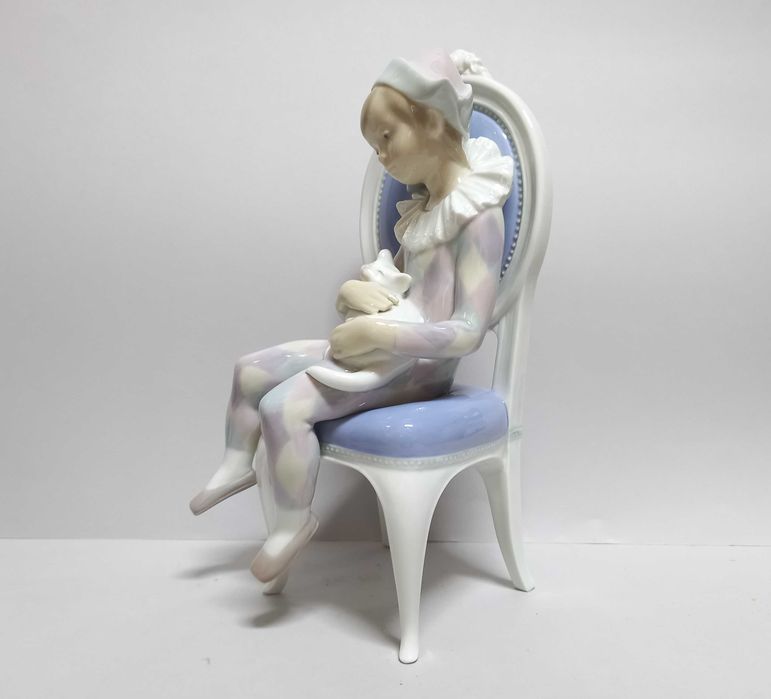 Arlekin z kotkiem, figurka, Hiszpania Lladro, wys. 25 cm