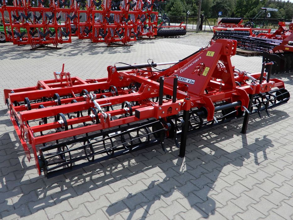 Agregat uprawowy kultywator AGRO-FACTORY CARO PLUS 4,2 M