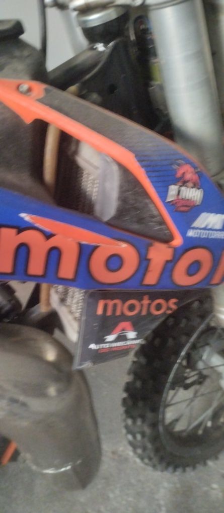 Moto de enduro criança