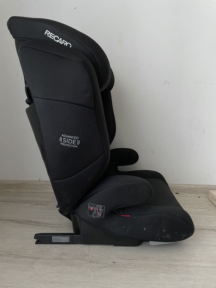 Автокрісло Recaro monza nova