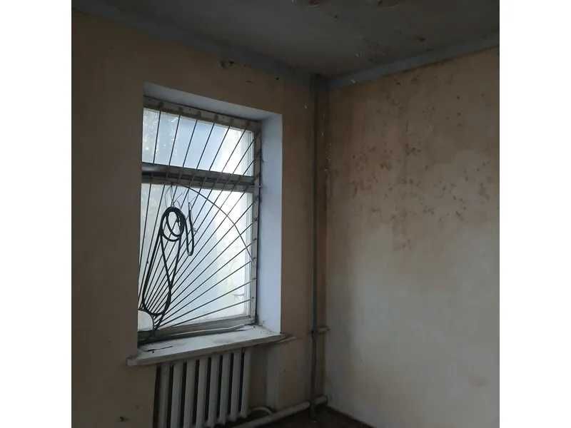 ПРОДАЖ - Частина нежитлової будівлі редакції, 78,3 кв.м. с.Чемерівці