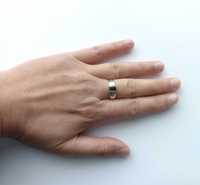 Srebrny pierścionek 2,60 gram cyrkonia 13 Apart 925 Kruk kamień onyks