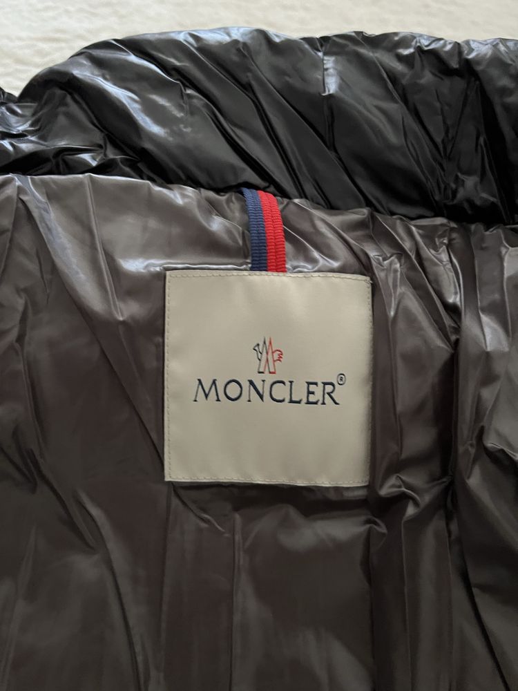 moncler maya jacket black