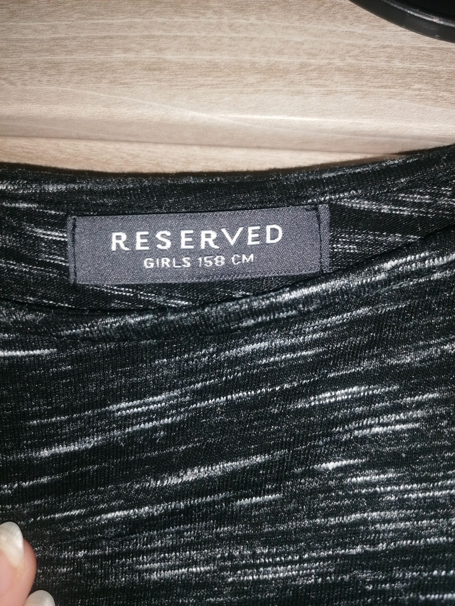 sukienka czarna reserved