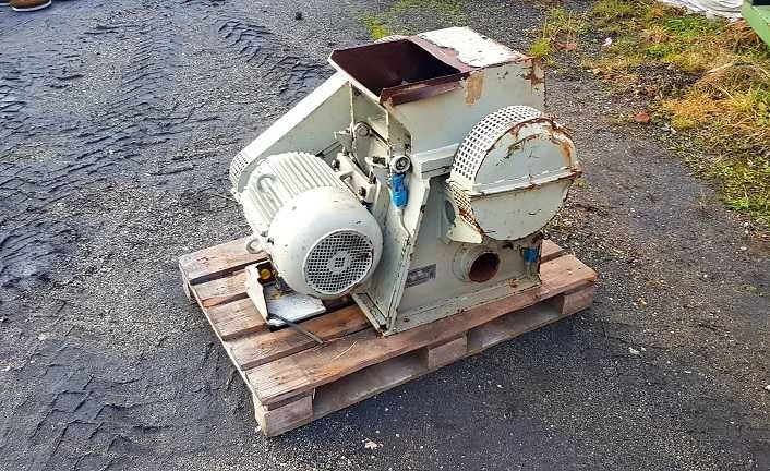 Granulator młynek do recyklingu rozdrabiania plastiku drewna 7,5KW 20r