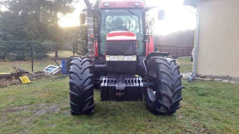 Ciągnik rolniczy Case Maxxum