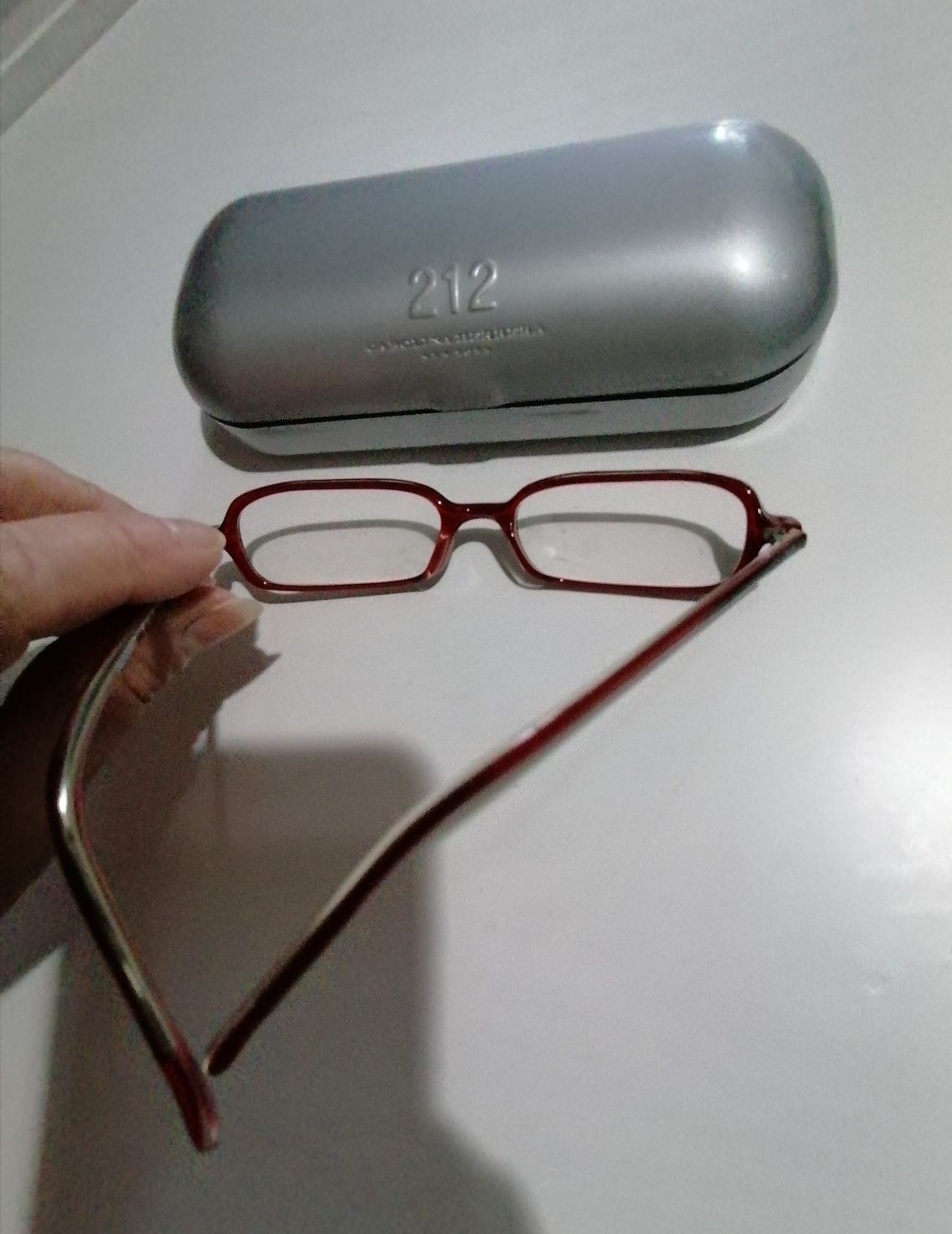 Marca 212 Carolina Herrera.      Armação de Óculos com lentes