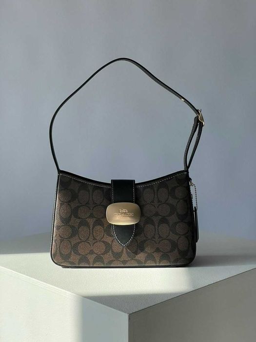 Жіноча шкіряна сумка Coach