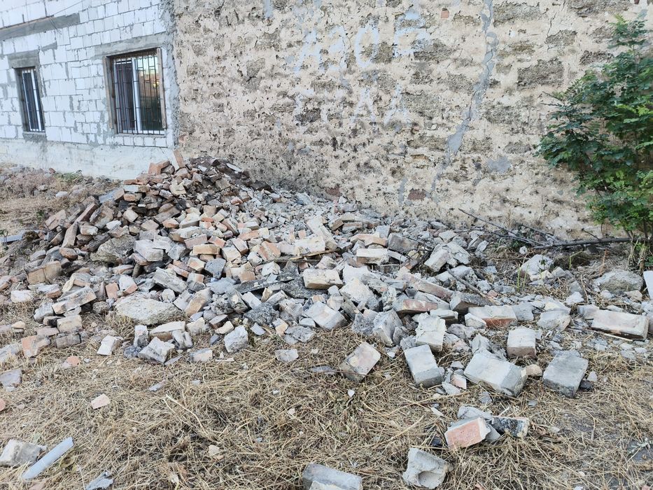 Мусор строительный