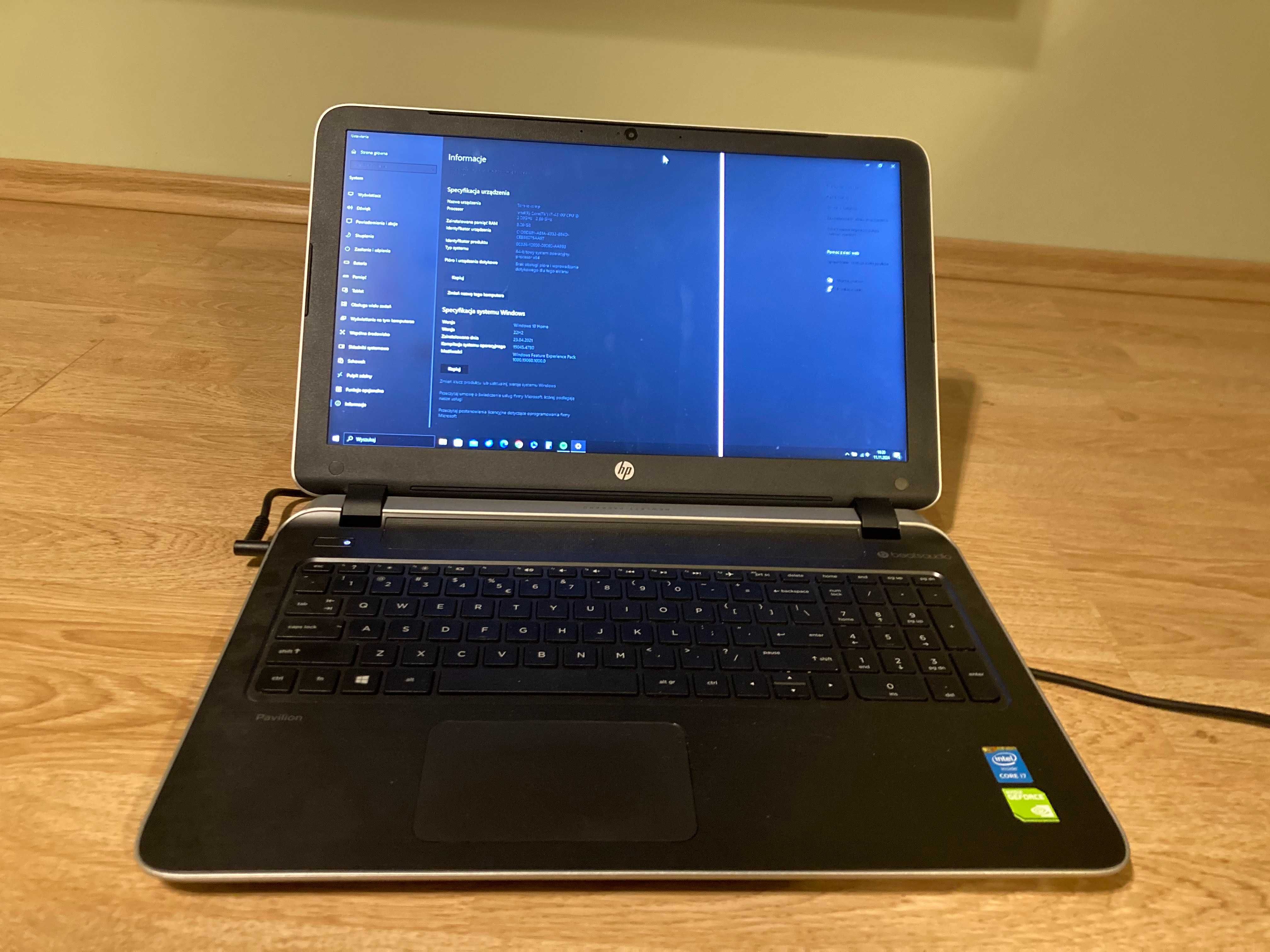 Laptop HP Pavilion 15-p110nw (używany)