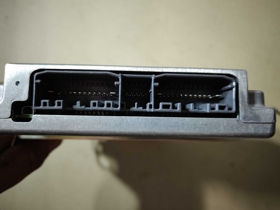 wzmacniacz harman kardon jeep grand cherokee wk2