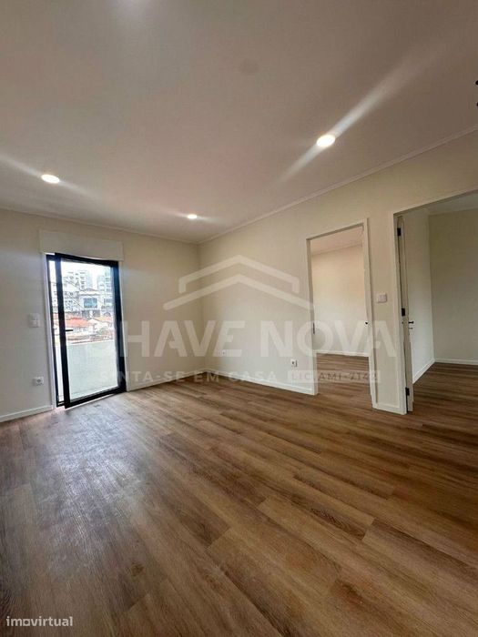 Andar Moradia T2 c/ Vista sobre o Rio Douro, em Vila Nova de Gaia