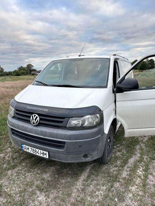 Volkswagen T5 2010 року