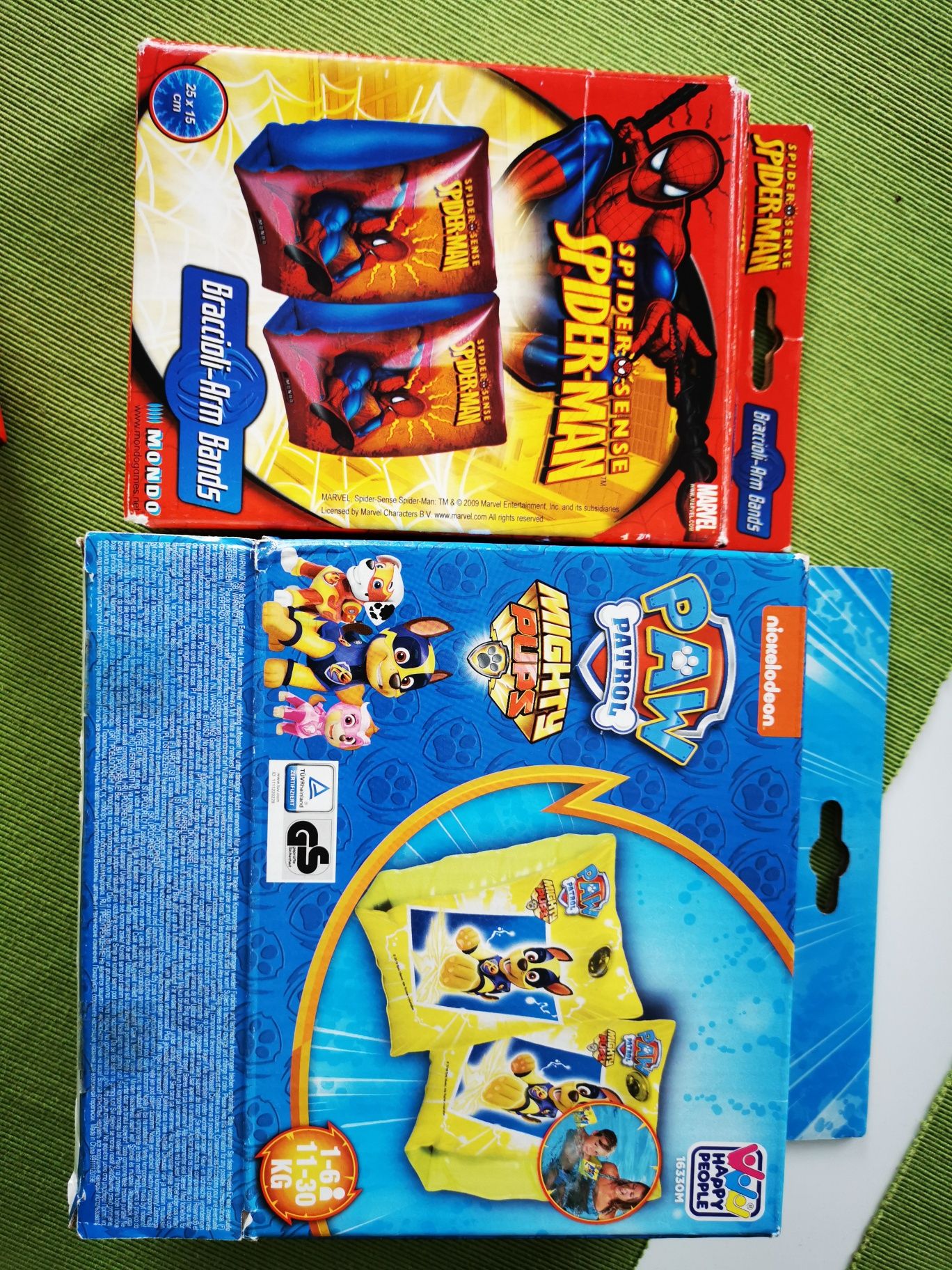 Pływaczki 3 komplety psi patrol biedronka spiderman