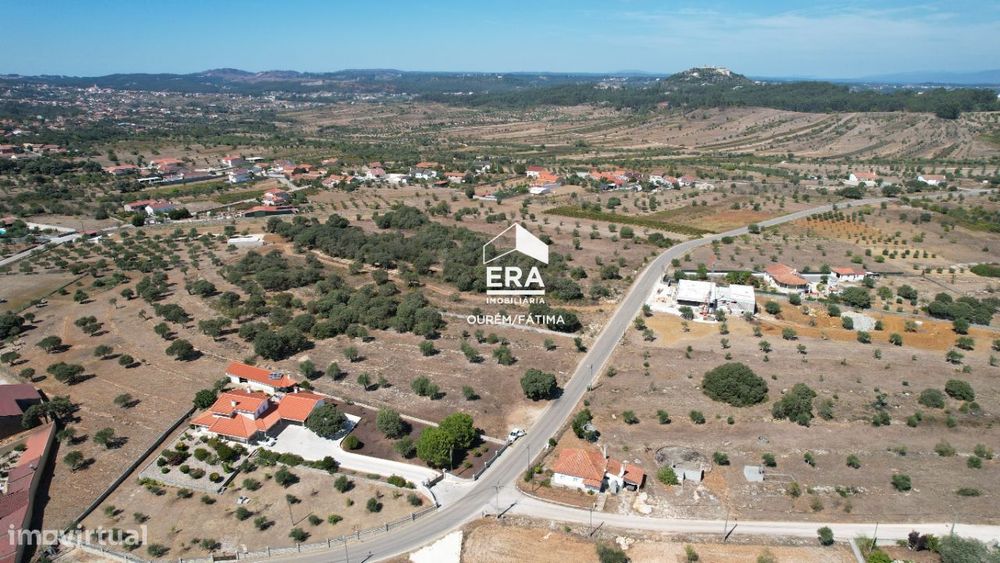 Terreno localizado em Vale do Porto, Ourém