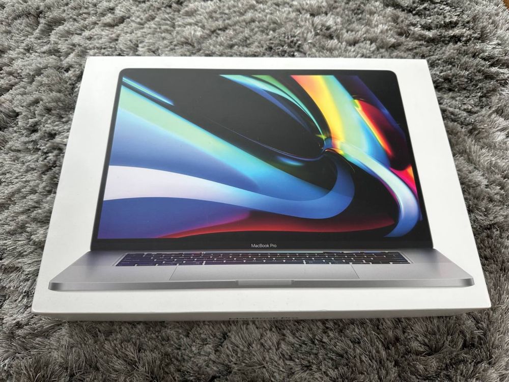 Apple Macbook Pro 16 in | 1TB | 4.80 GHz | AMD Radeon Pro 5500M | 16GB