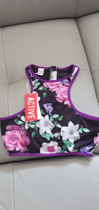 Top Guess xs /s nowy