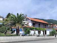 Moradia com três quartos com excelente localização