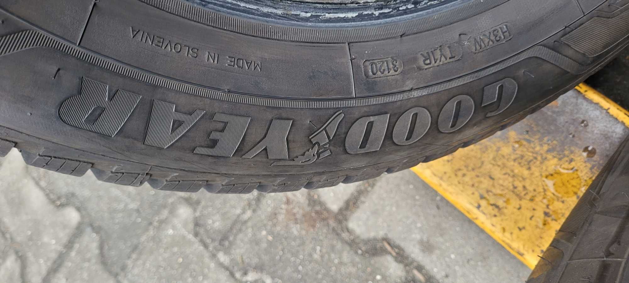 4X OPONY Goodyear ULTRAGRIP 9 205/60R16 92H #3493