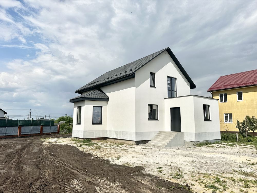 Продаж будинку м. Бориспіль , центр 2.5км Київ до 30 км
