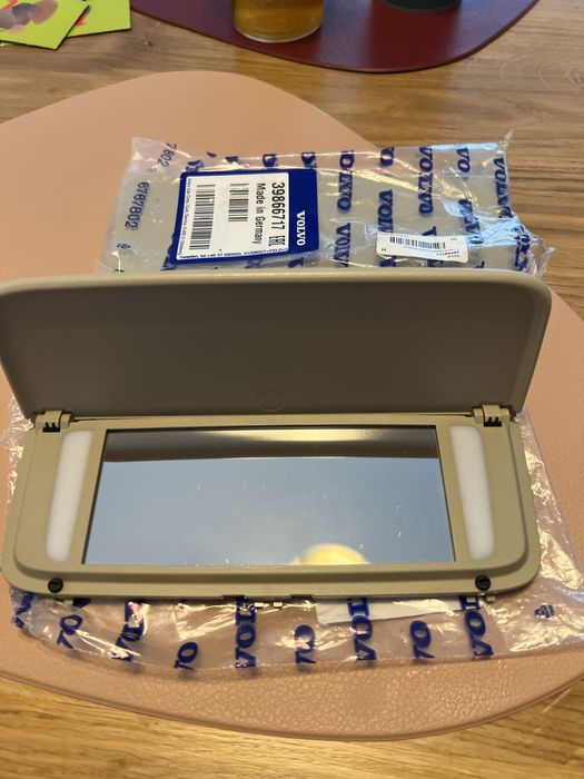 Lusterko osłony przeciwsłonecznej Volvo