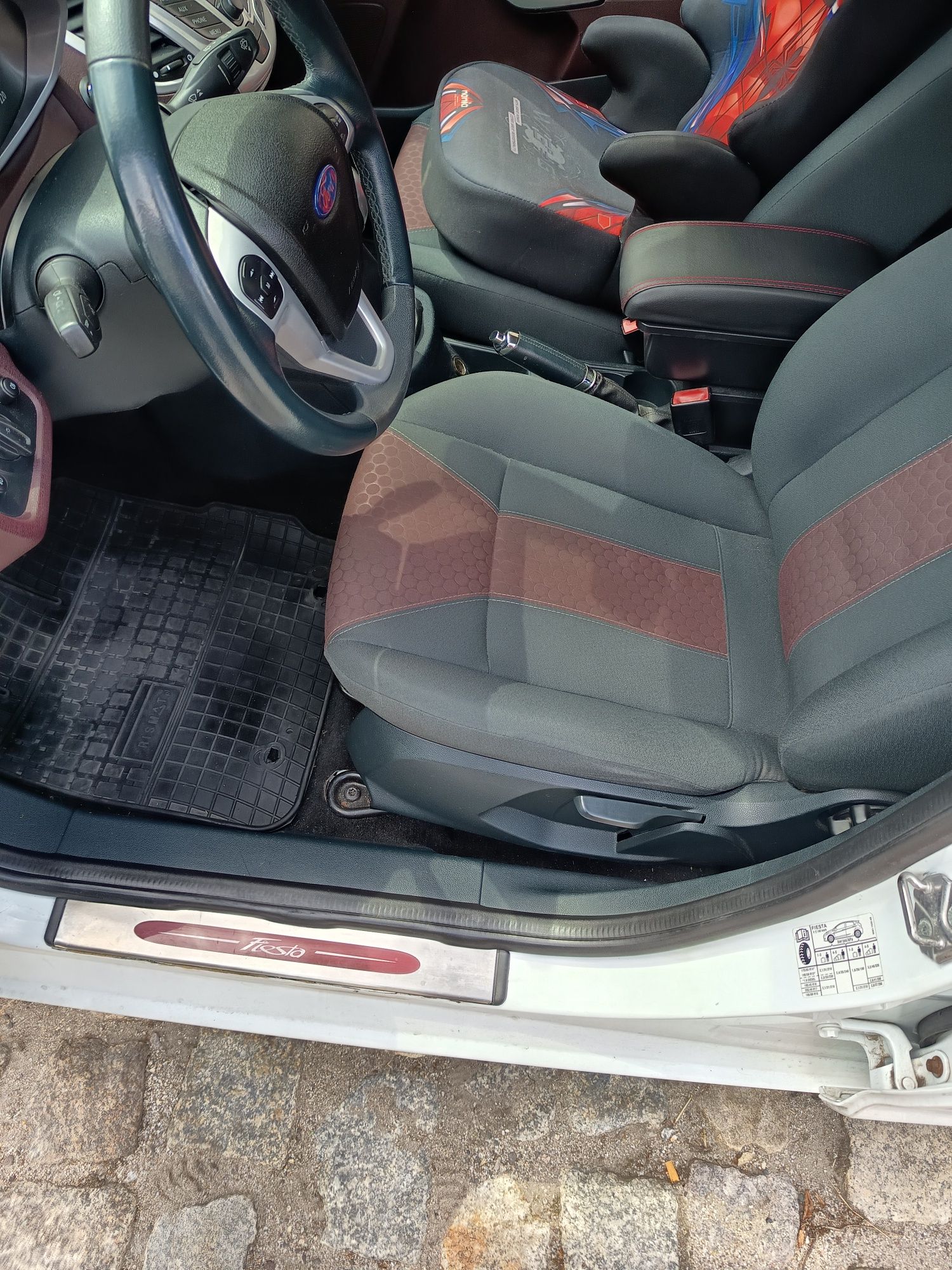 Ford Fiesta MK7 1.6 diesel 120 koni doinwestowan zamienię na mocniejsz