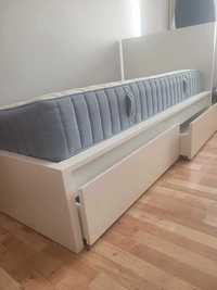Łóżko Malm 90x200,gruby materac, biurko 65x140 plus krzesło