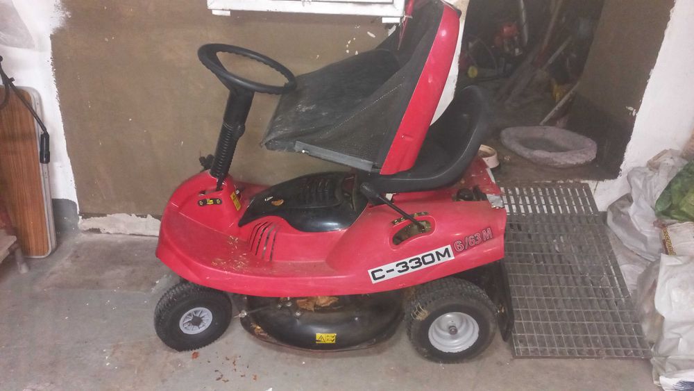 Traktorek El 63 Castel Garden