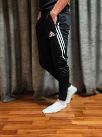 Спортивні штани Adidas originals S, джогери штани з лампасами