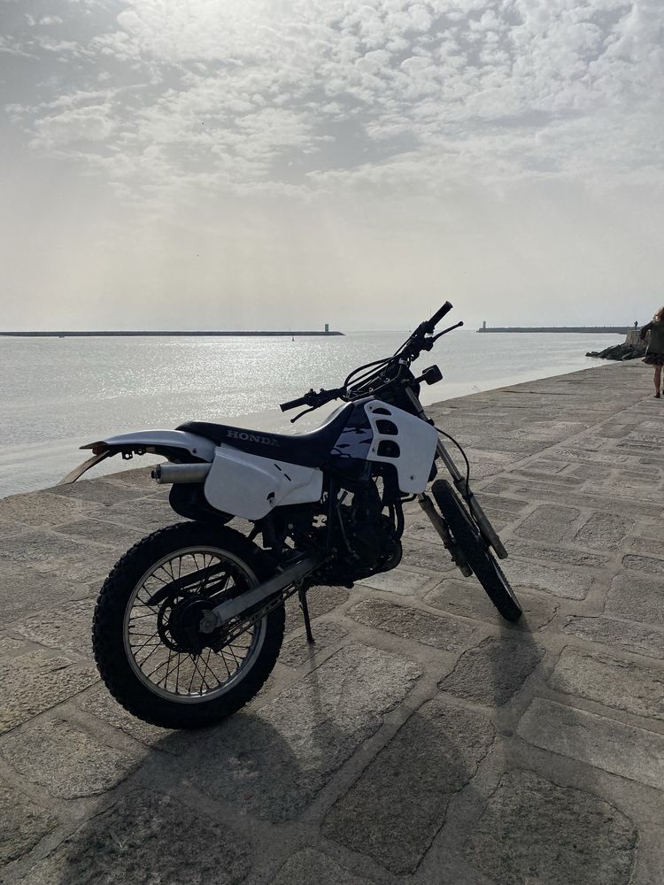 Mota honda crm 50