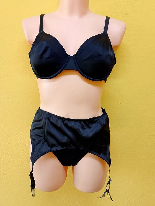 Zestaw bielizny damskiej S, M