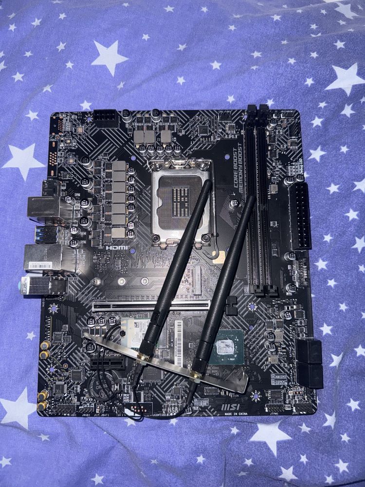 MSI H610M (DDR5) + pamięć RAM DDR5 16 GB