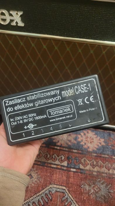 Zasilacz stabilizowany do efektów TOMANEK