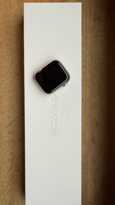 Apple watch SERIE 8 starlight caixa de aluminio 41mm