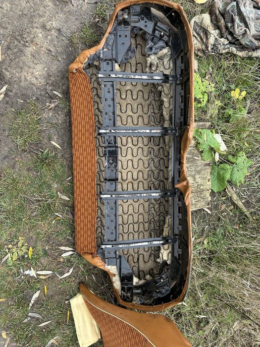 Продам задні сідушки Газ 21