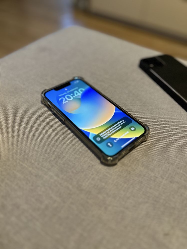 IPhone 13 mini stan bardzo dobry, bateria 95%