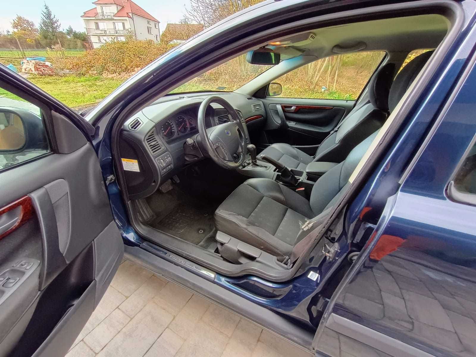 Volvo V70 2.4 automat, LPG, hak, bez wkładu, stan bardzo dobry