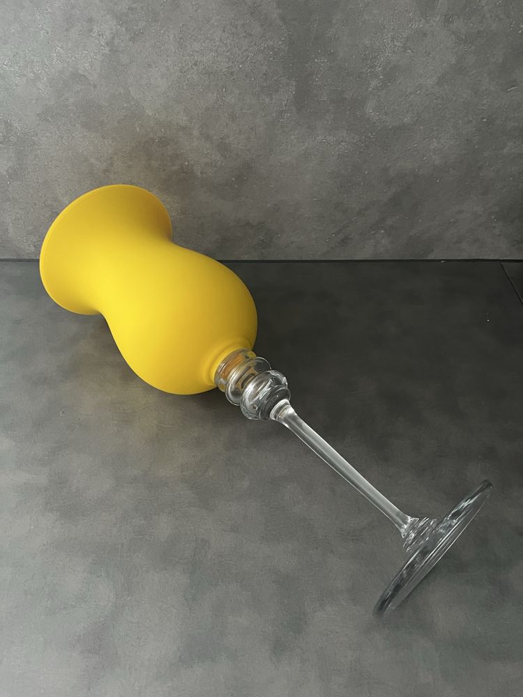 Kielich w kolorze żółtym 48cm wysokości
