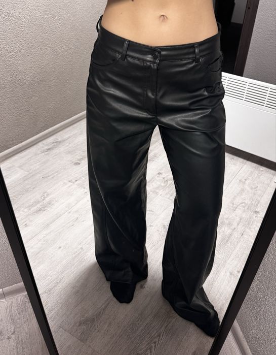 Шкіряни штани zara