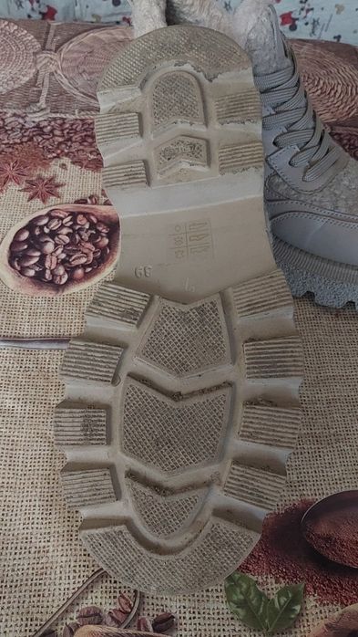 Продам шкіряні черевики