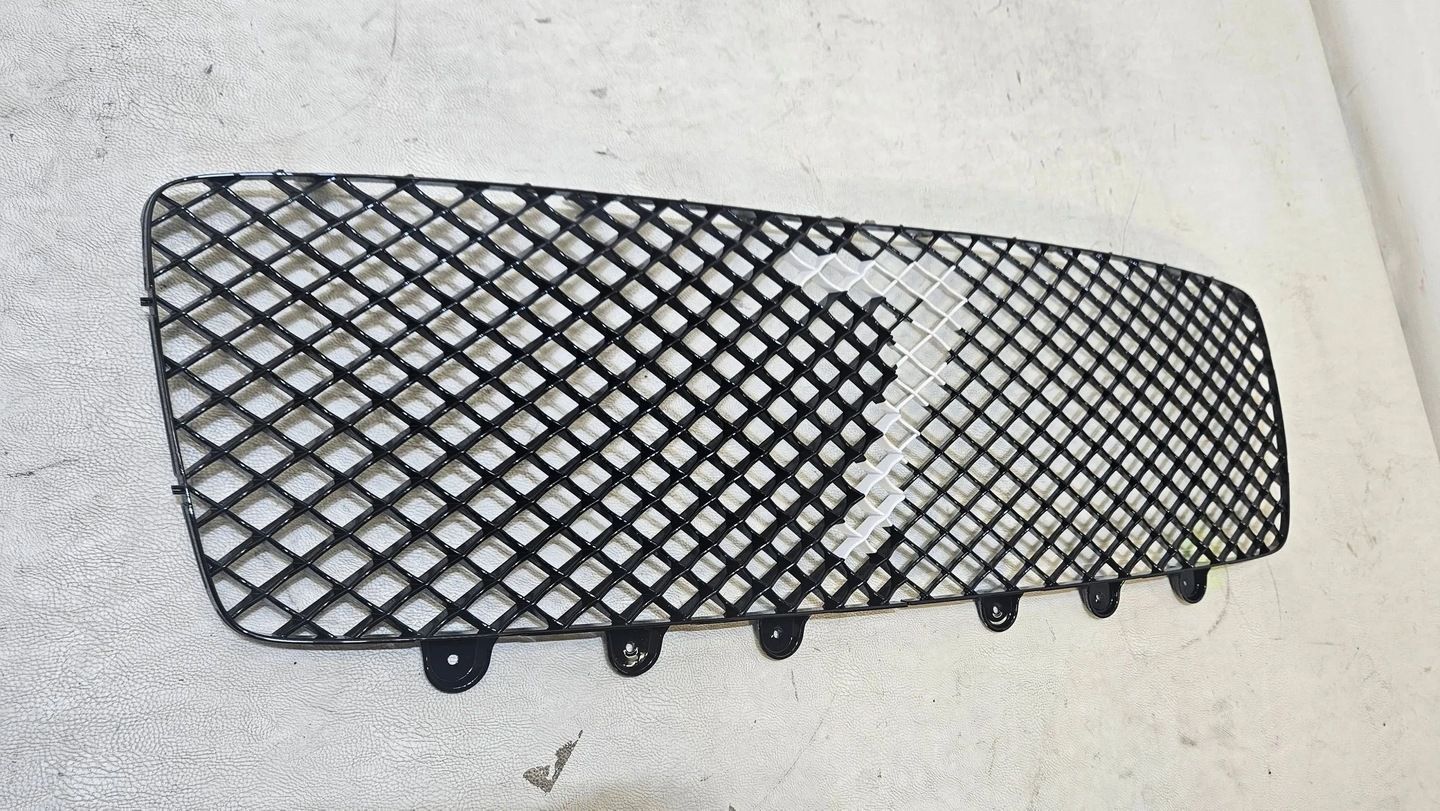 GRILL GRIL ATRAPA BENTLEY CONTINENTAL CONTINENTAL LE MANS COLLECTION 3SD