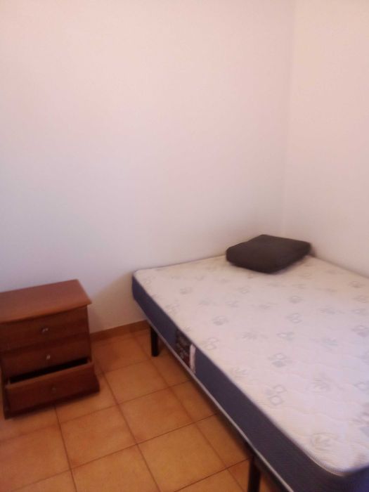 Grândola t2( estudio)segundo andar, junto ao mercado municipal