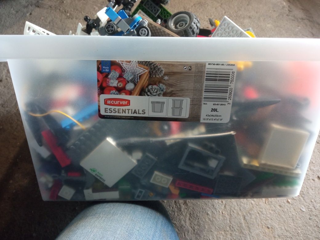 Klocki LEGO mieszane, ok. 20 zestawów, dużych i małych :-)