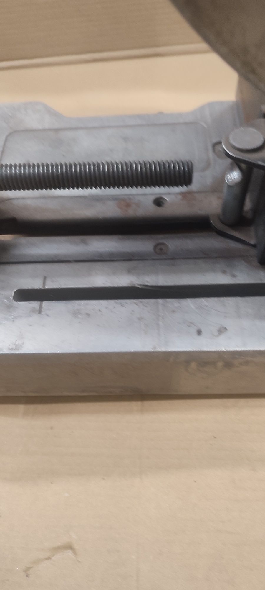 Makita LC 1230 piła ukośnica