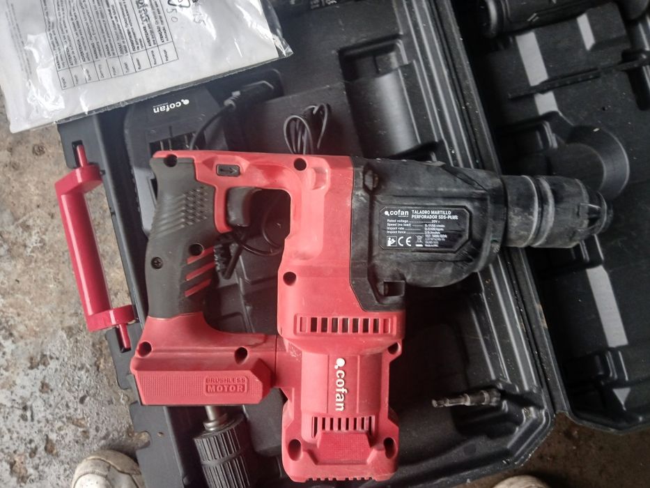 máquina de furar de bateria nova