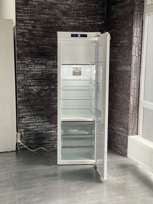 2025 рік!Холодильник Miele K 7748 D | Стан ідеал | Під забудову!