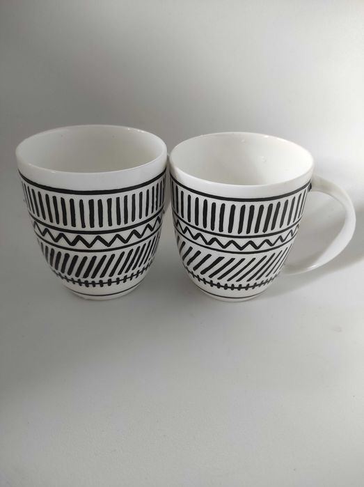2 ręcznie zdobione kubki porcelanowe