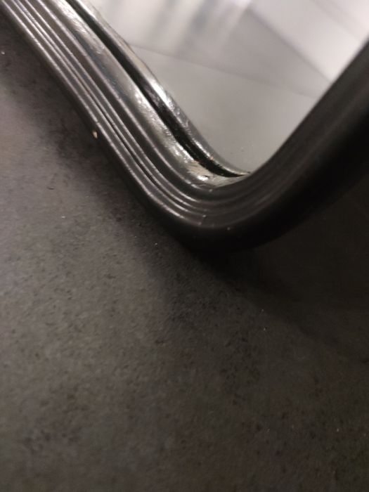 duze lustro drewniana rama czarna