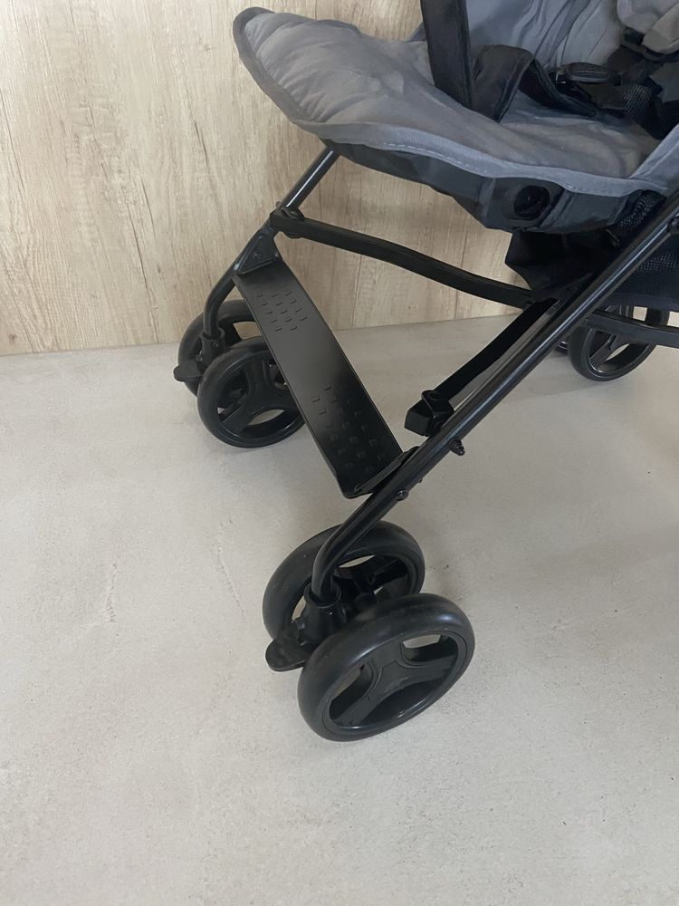Tik wózek lekki spacerowy  szary spacerowka
